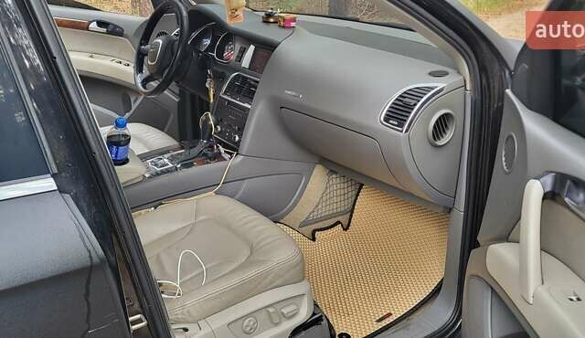 Чорний Ауді Ку 7, об'ємом двигуна 3 л та пробігом 318 тис. км за 10800 $, фото 2 на Automoto.ua