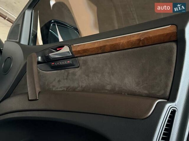 Черный Ауди Ку 7, объемом двигателя 2.97 л и пробегом 239 тыс. км за 16500 $, фото 118 на Automoto.ua