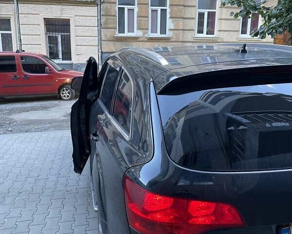 Черный Ауди Ку 7, объемом двигателя 4.2 л и пробегом 180 тыс. км за 14700 $, фото 16 на Automoto.ua