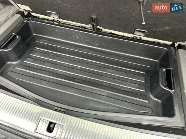 Черный Ауди Ку 7, объемом двигателя 2.97 л и пробегом 257 тыс. км за 12500 $, фото 40 на Automoto.ua