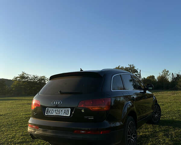 Черный Ауди Ку 7, объемом двигателя 2.97 л и пробегом 340 тыс. км за 13000 $, фото 3 на Automoto.ua