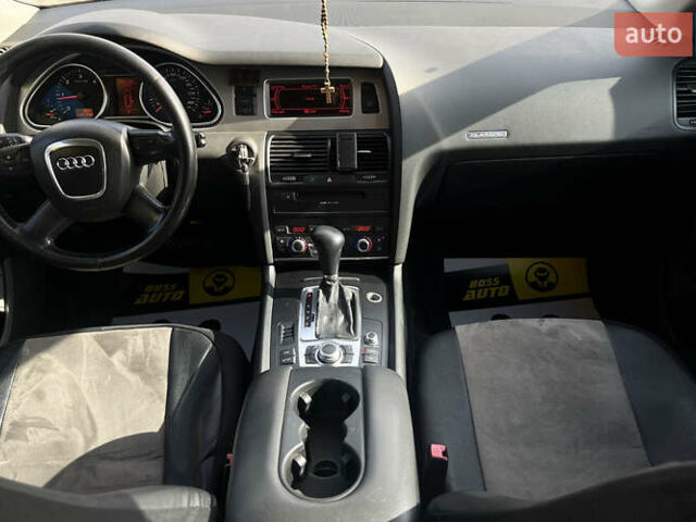 Черный Ауди Ку 7, объемом двигателя 2.97 л и пробегом 208 тыс. км за 14000 $, фото 18 на Automoto.ua
