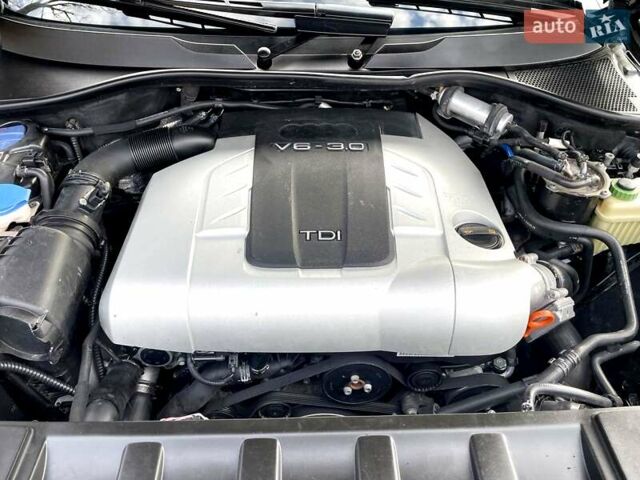 Черный Ауди Ку 7, объемом двигателя 3 л и пробегом 264 тыс. км за 13650 $, фото 52 на Automoto.ua