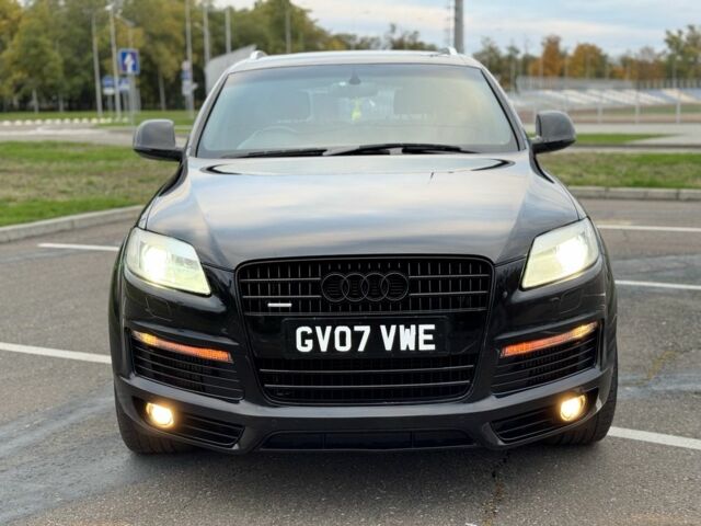 Черный Ауди Ку 7, объемом двигателя 3 л и пробегом 269 тыс. км за 5499 $, фото 4 на Automoto.ua