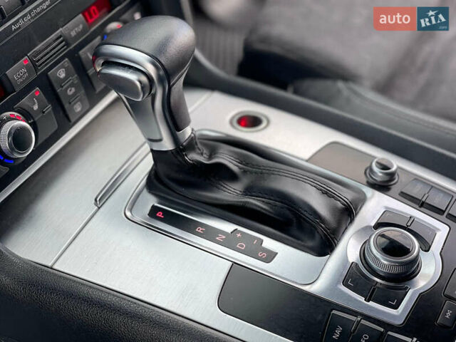 Чорний Ауді Ку 7, об'ємом двигуна 3 л та пробігом 285 тис. км за 11900 $, фото 11 на Automoto.ua