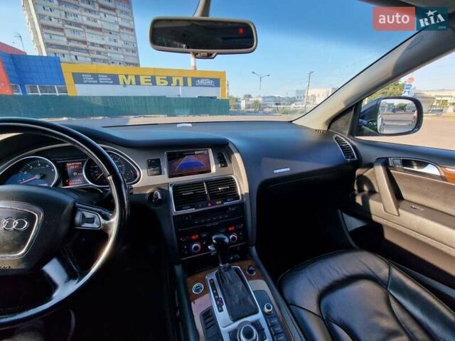 Черный Ауди Ку 7, объемом двигателя 3.6 л и пробегом 306 тыс. км за 10000 $, фото 4 на Automoto.ua