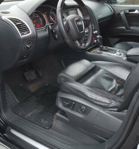 Черный Ауди Ку 7, объемом двигателя 3 л и пробегом 303 тыс. км за 12500 $, фото 10 на Automoto.ua