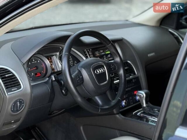 Черный Ауди Ку 7, объемом двигателя 2.97 л и пробегом 239 тыс. км за 14900 $, фото 8 на Automoto.ua