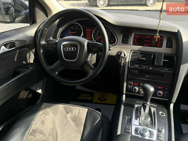 Черный Ауди Ку 7, объемом двигателя 2.97 л и пробегом 208 тыс. км за 14000 $, фото 21 на Automoto.ua