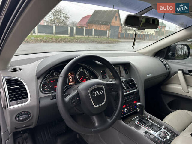 Черный Ауди Ку 7, объемом двигателя 2.97 л и пробегом 257 тыс. км за 12500 $, фото 31 на Automoto.ua