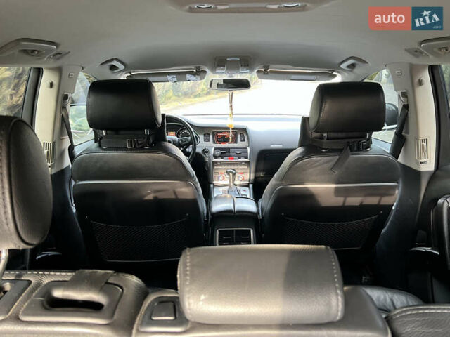 Чорний Ауді Ку 7, об'ємом двигуна 3 л та пробігом 372 тис. км за 13200 $, фото 59 на Automoto.ua