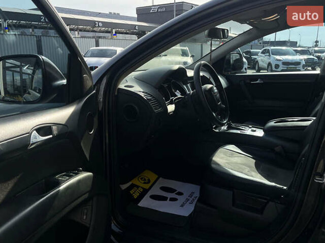 Черный Ауди Ку 7, объемом двигателя 2.97 л и пробегом 208 тыс. км за 14000 $, фото 9 на Automoto.ua