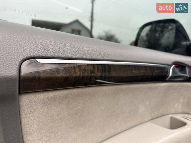 Черный Ауди Ку 7, объемом двигателя 2.97 л и пробегом 257 тыс. км за 12500 $, фото 26 на Automoto.ua