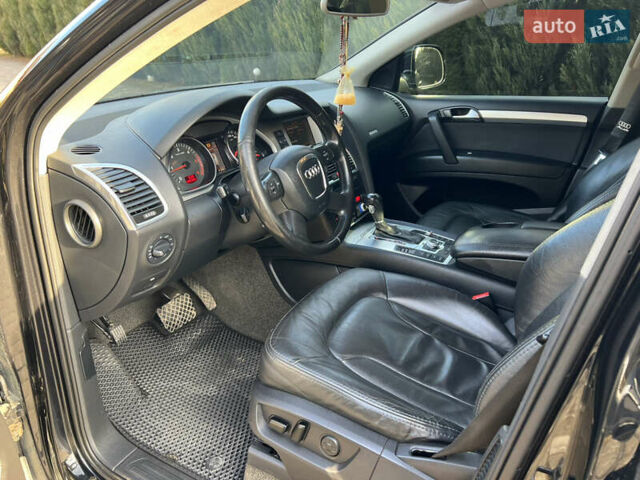 Чорний Ауді Ку 7, об'ємом двигуна 3 л та пробігом 372 тис. км за 13200 $, фото 30 на Automoto.ua