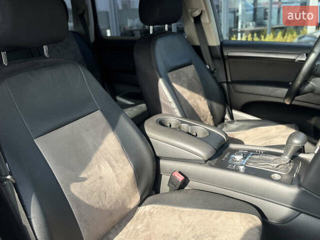 Черный Ауди Ку 7, объемом двигателя 2.97 л и пробегом 208 тыс. км за 14000 $, фото 23 на Automoto.ua