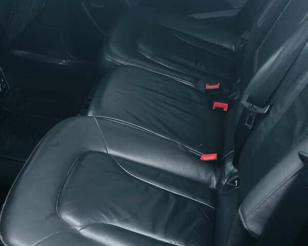 Чорний Ауді Ку 7, об'ємом двигуна 4.2 л та пробігом 240 тис. км за 6999 $, фото 8 на Automoto.ua