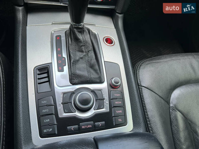 Чорний Ауді Ку 7, об'ємом двигуна 3 л та пробігом 372 тис. км за 13200 $, фото 38 на Automoto.ua