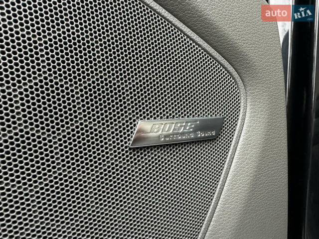 Черный Ауди Ку 7, объемом двигателя 2.97 л и пробегом 257 тыс. км за 12500 $, фото 28 на Automoto.ua