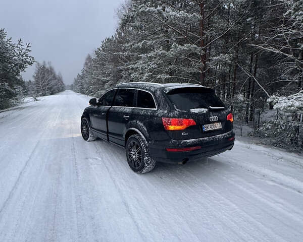 Черный Ауди Ку 7, объемом двигателя 3 л и пробегом 415 тыс. км за 12000 $, фото 2 на Automoto.ua