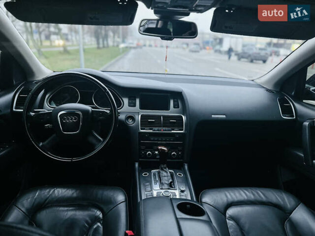 Чорний Ауді Ку 7, об'ємом двигуна 4.2 л та пробігом 240 тис. км за 6999 $, фото 9 на Automoto.ua