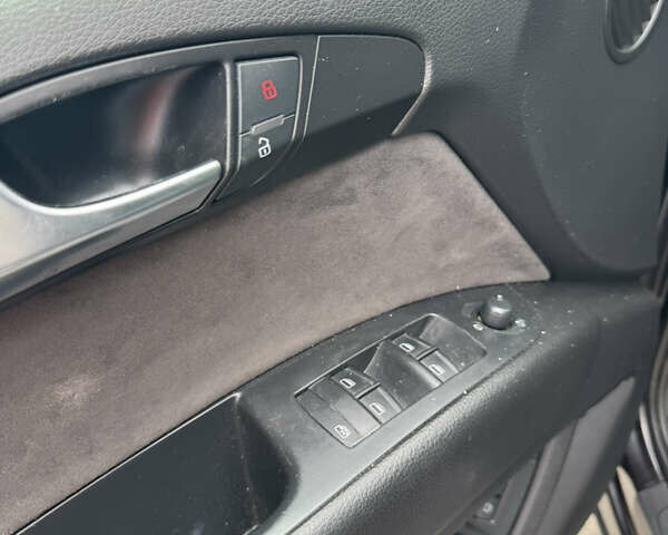 Чорний Ауді Ку 7, об'ємом двигуна 2.97 л та пробігом 286 тис. км за 12800 $, фото 6 на Automoto.ua
