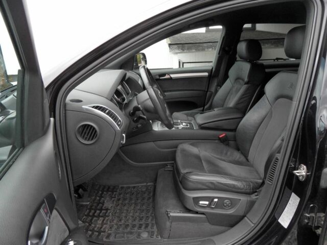 Черный Ауди Ку 7, объемом двигателя 3 л и пробегом 200 тыс. км за 3800 $, фото 12 на Automoto.ua