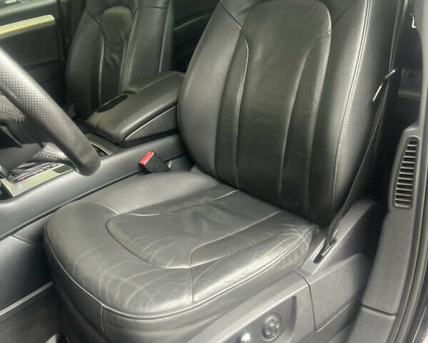 Черный Ауди Ку 7, объемом двигателя 2.97 л и пробегом 220 тыс. км за 18500 $, фото 8 на Automoto.ua