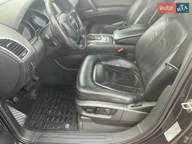 Черный Ауди Ку 7, объемом двигателя 2.97 л и пробегом 267 тыс. км за 15300 $, фото 7 на Automoto.ua