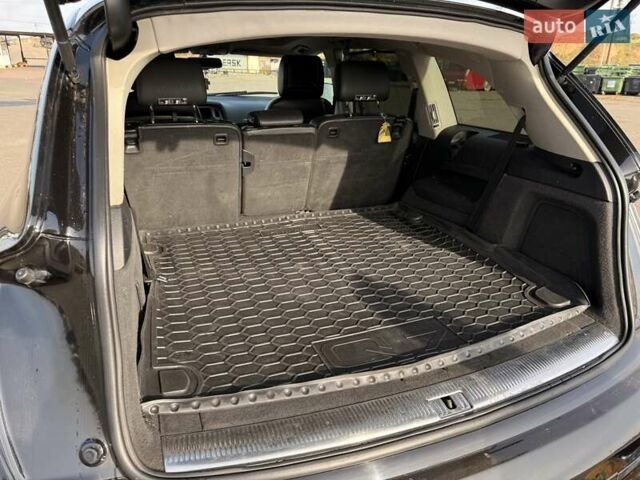 Черный Ауди Ку 7, объемом двигателя 2.97 л и пробегом 208 тыс. км за 14500 $, фото 9 на Automoto.ua