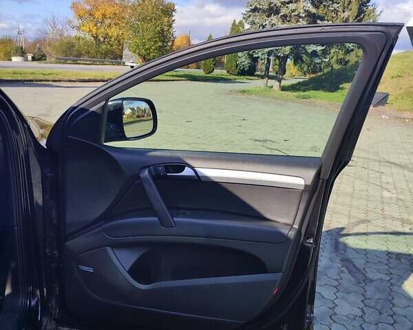 Ауди Ку 7 2010 в Дубно на Automoto.ua Черный Ауди Ку 7, объемом двигателя 3 л и пробегом 256 тыс. км за 14500 $, фото 7 на Automoto.ua