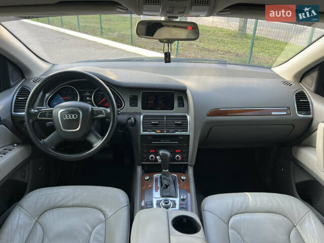 Черный Ауди Ку 7, объемом двигателя 2.97 л и пробегом 286 тыс. км за 17900 $, фото 26 на Automoto.ua