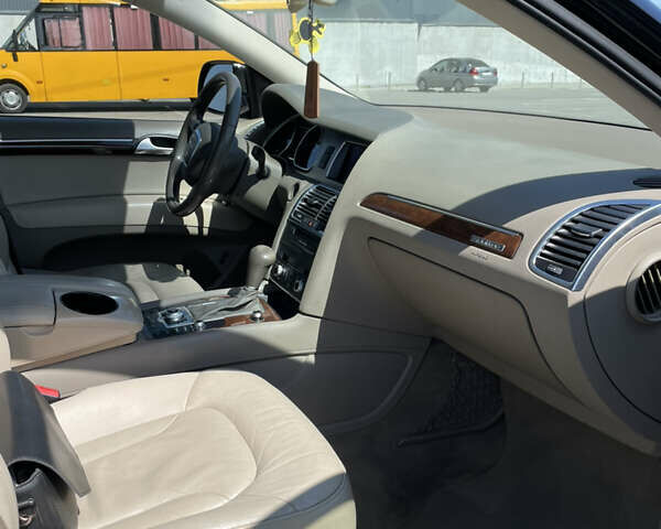 Черный Ауди Ку 7, объемом двигателя 2.97 л и пробегом 330 тыс. км за 14000 $, фото 9 на Automoto.ua