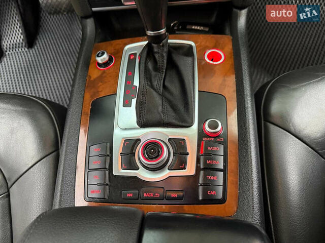 Черный Ауди Ку 7, объемом двигателя 3 л и пробегом 200 тыс. км за 15500 $, фото 39 на Automoto.ua