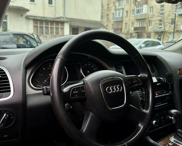 Черный Ауди Ку 7, объемом двигателя 2.97 л и пробегом 276 тыс. км за 16499 $, фото 5 на Automoto.ua