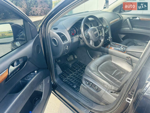 Чорний Ауді Ку 7, об'ємом двигуна 3 л та пробігом 350 тис. км за 13950 $, фото 20 на Automoto.ua