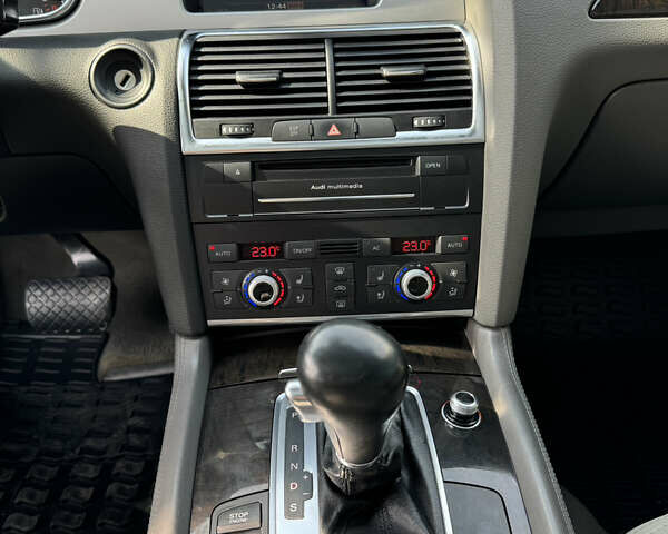 Черный Ауди Ку 7, объемом двигателя 2.97 л и пробегом 238 тыс. км за 16500 $, фото 19 на Automoto.ua