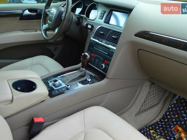 Черный Ауди Ку 7, объемом двигателя 2.97 л и пробегом 175 тыс. км за 15900 $, фото 19 на Automoto.ua