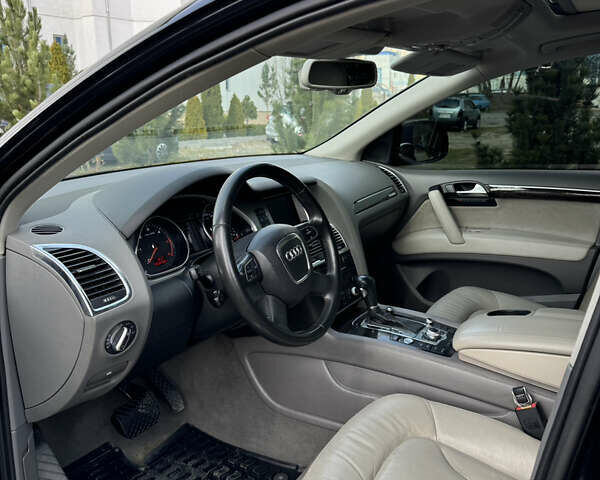 Черный Ауди Ку 7, объемом двигателя 2.97 л и пробегом 238 тыс. км за 16500 $, фото 9 на Automoto.ua
