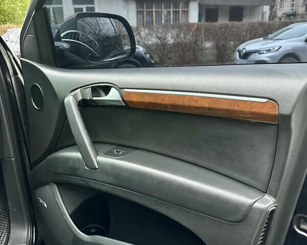 Черный Ауди Ку 7, объемом двигателя 2.97 л и пробегом 276 тыс. км за 16499 $, фото 13 на Automoto.ua