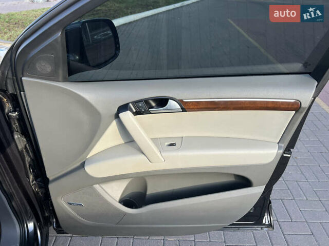 Черный Ауди Ку 7, объемом двигателя 2.97 л и пробегом 286 тыс. км за 17900 $, фото 20 на Automoto.ua
