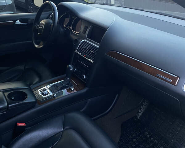 Черный Ауди Ку 7, объемом двигателя 2.97 л и пробегом 274 тыс. км за 16500 $, фото 7 на Automoto.ua