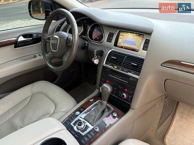 Черный Ауди Ку 7, объемом двигателя 3 л и пробегом 162 тыс. км за 15999 $, фото 66 на Automoto.ua