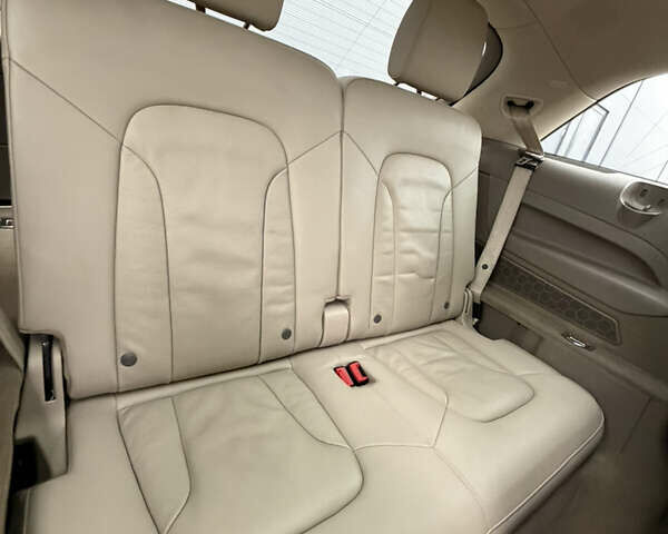 Черный Ауди Ку 7, объемом двигателя 3 л и пробегом 200 тыс. км за 9900 $, фото 46 на Automoto.ua