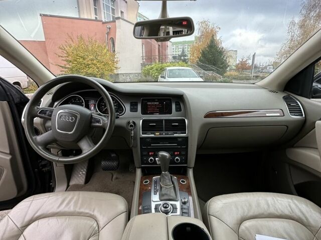 Черный Ауди Ку 7, объемом двигателя 3 л и пробегом 166 тыс. км за 10800 $, фото 10 на Automoto.ua