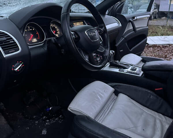 Чорний Ауді Ку 7, об'ємом двигуна 4.13 л та пробігом 238 тис. км за 8999 $, фото 7 на Automoto.ua