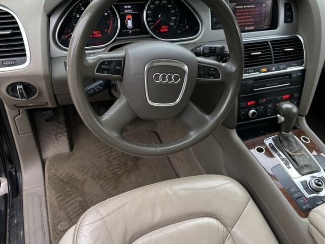 Черный Ауди Ку 7, объемом двигателя 3 л и пробегом 166 тыс. км за 10800 $, фото 14 на Automoto.ua