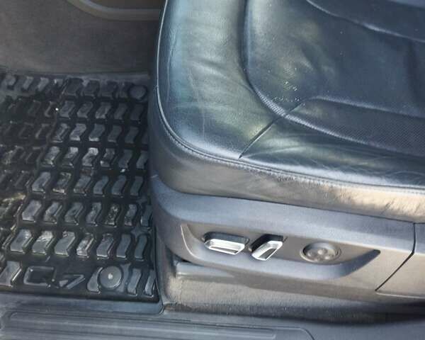 Чорний Ауді Ку 7, об'ємом двигуна 3 л та пробігом 207 тис. км за 16400 $, фото 11 на Automoto.ua