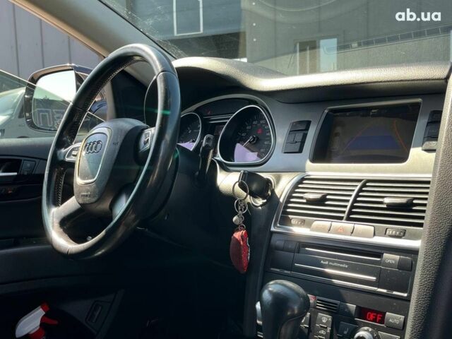 Черный Ауди Ку 7, объемом двигателя 3 л и пробегом 347 тыс. км за 15990 $, фото 42 на Automoto.ua