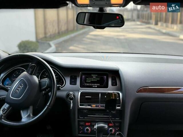 Черный Ауди Ку 7, объемом двигателя 3 л и пробегом 198 тыс. км за 12000 $, фото 8 на Automoto.ua
