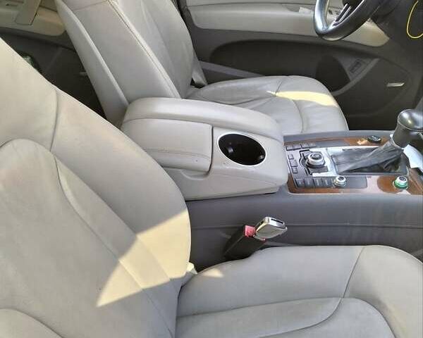 Черный Ауди Ку 7, объемом двигателя 3 л и пробегом 346 тыс. км за 16600 $, фото 2 на Automoto.ua
